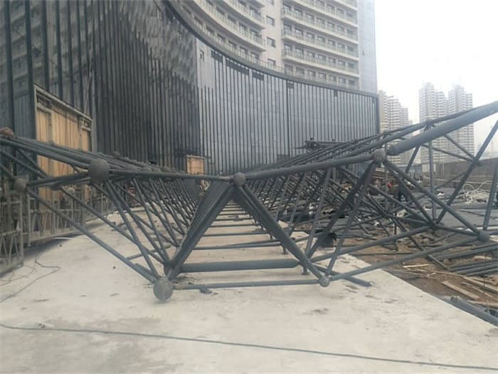 松滋万豪酒店雨棚网架